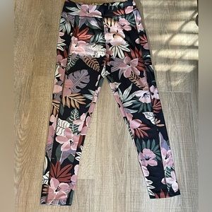 Like New Girls Runway Quick Dry Flowered Yoga Pants